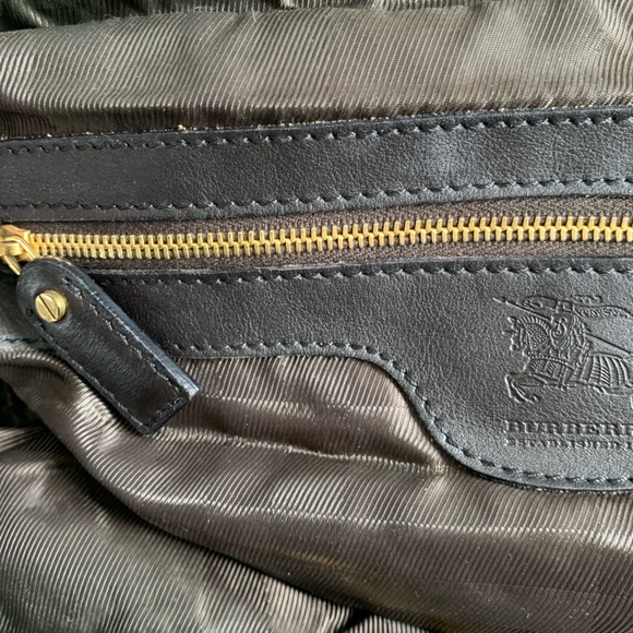Authentic Burberry Bag - Picture 15 of 16